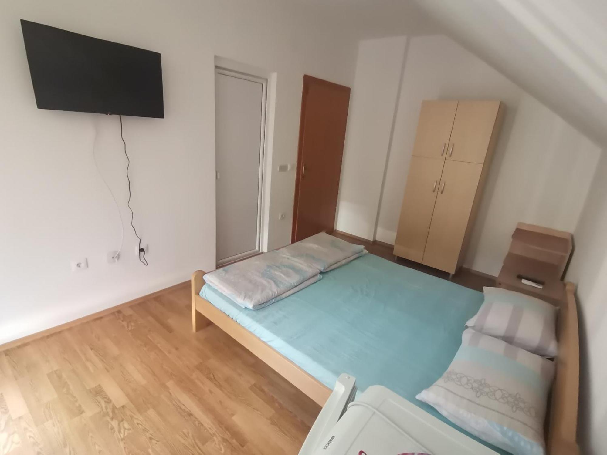 Guesthouse Zimovski Pestani Luaran gambar