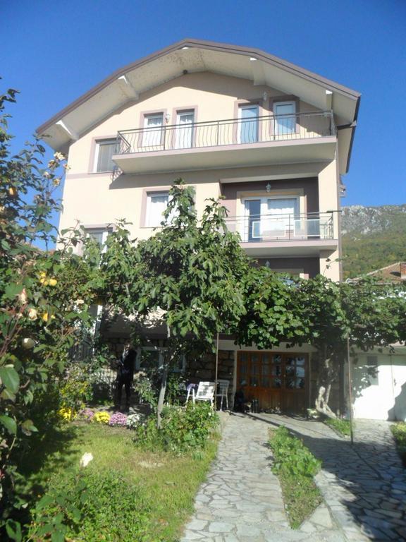 Guesthouse Zimovski Pestani Luaran gambar