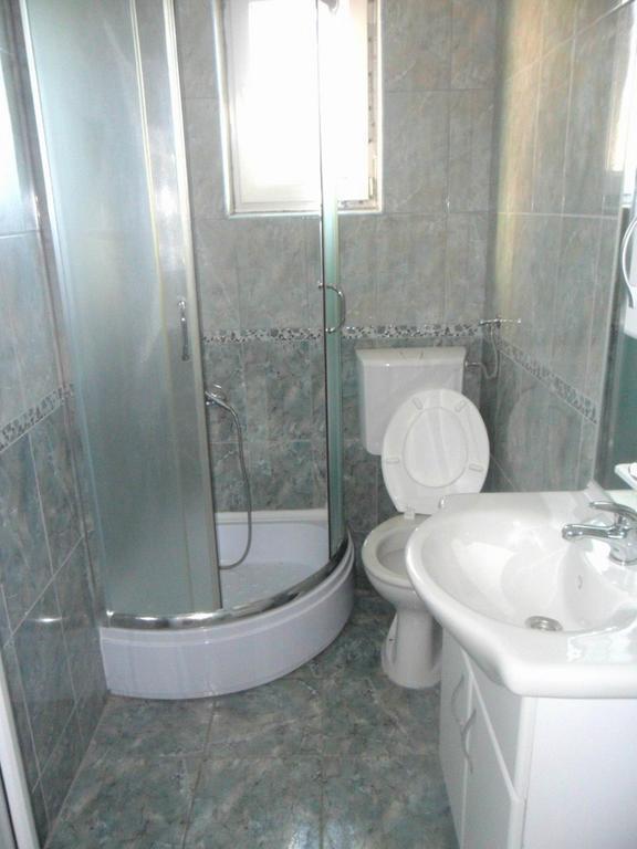 Guesthouse Zimovski Pestani Luaran gambar