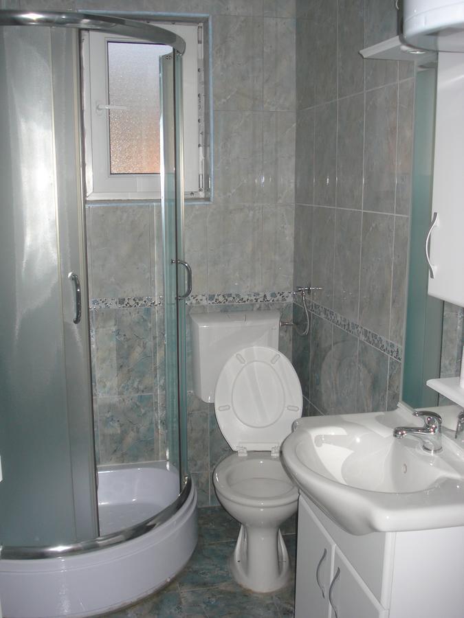 Guesthouse Zimovski Pestani Luaran gambar